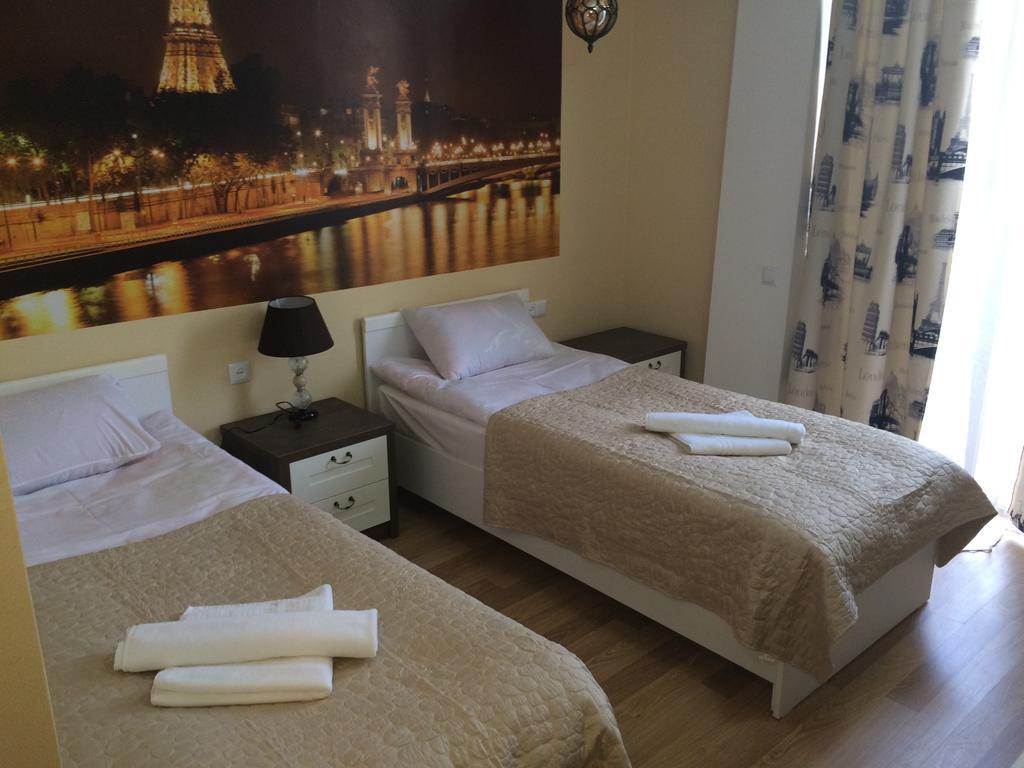 Renaissance Hotel Tbilisi Quarto foto